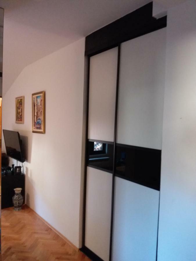 Cozy Apartment Aya In Old Town ซาราเยโว ภายนอก รูปภาพ
